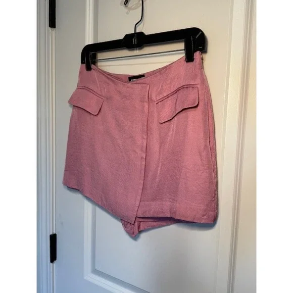 EXPRESS Pink Textured Wrap Skirt Shorts Womens Size 6 - Picture 2 of 5